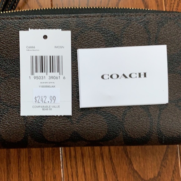 Coach Wallet; NWT - Picture 6 of 6